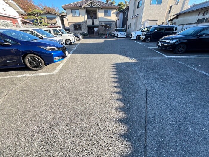 ジョイフルヨコタⅢの物件外観写真