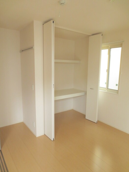 フロ－ラメゾンⅡの物件内観写真