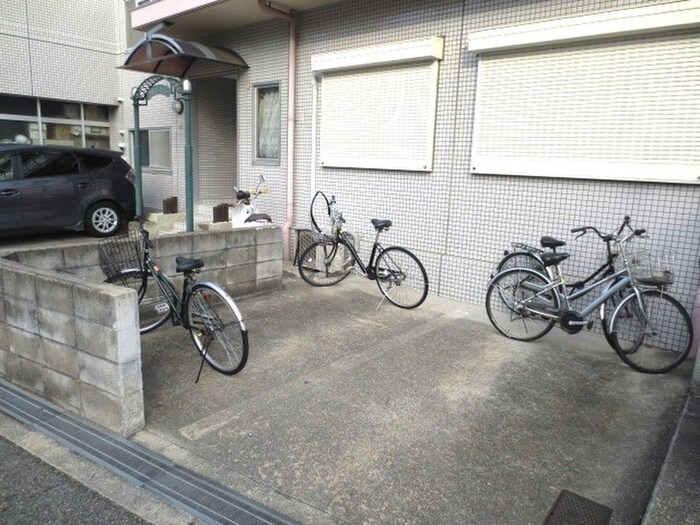 刀根山ドミトリーの物件外観写真