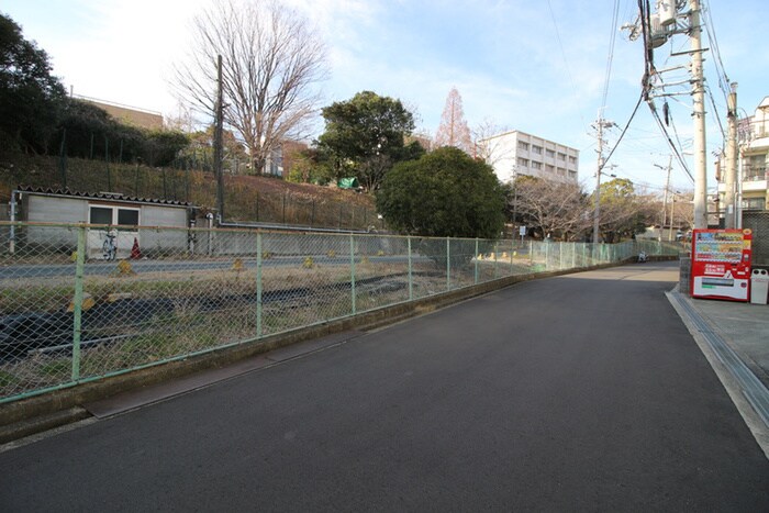 刀根山ドミトリーの物件外観写真