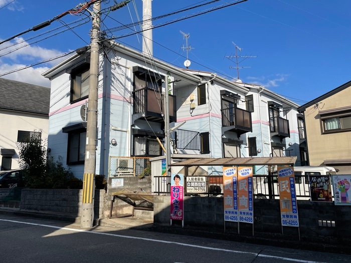 小林弐番館の物件外観写真