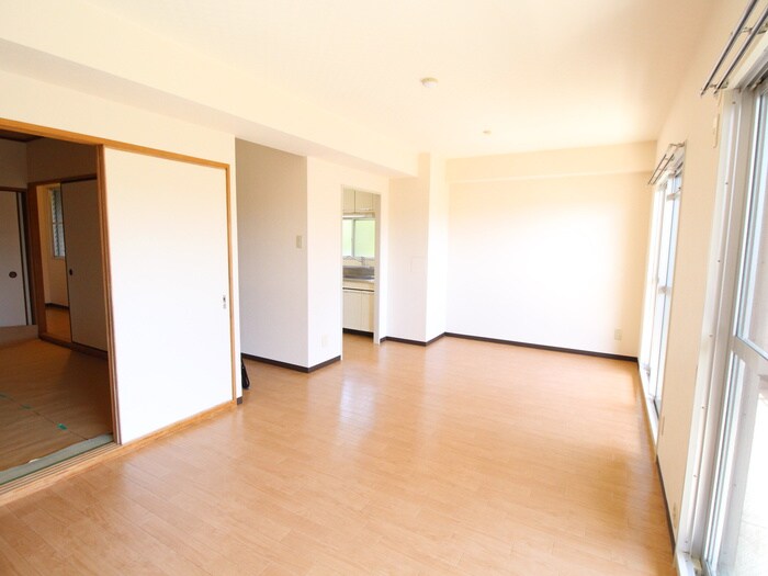 グランドローエの物件内観写真