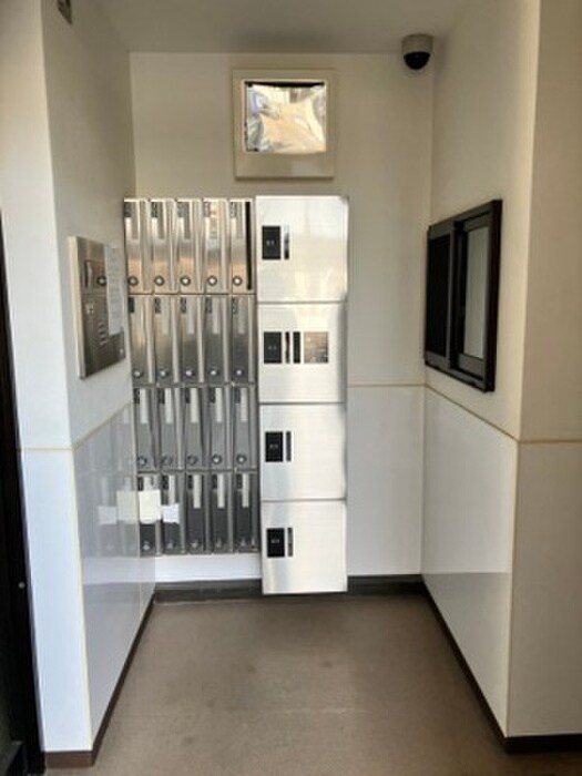 スクウェアワンの物件外観写真