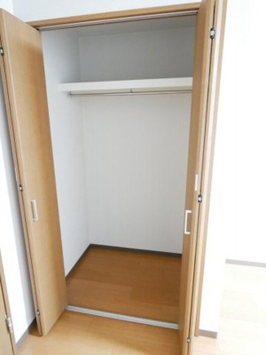 スクウェアワンの物件内観写真