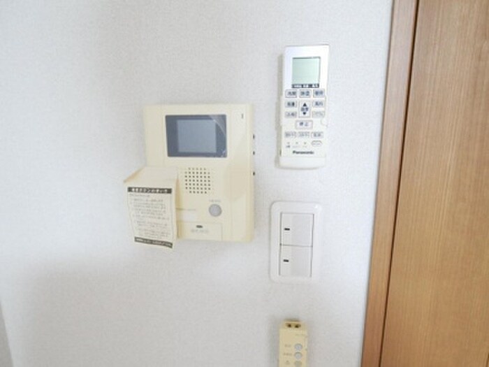 スクウェアワンの物件内観写真