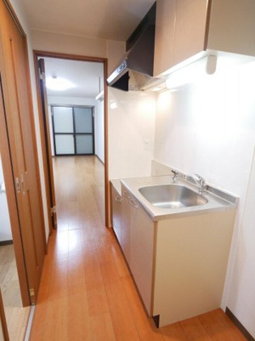 スクウェアワンの物件内観写真