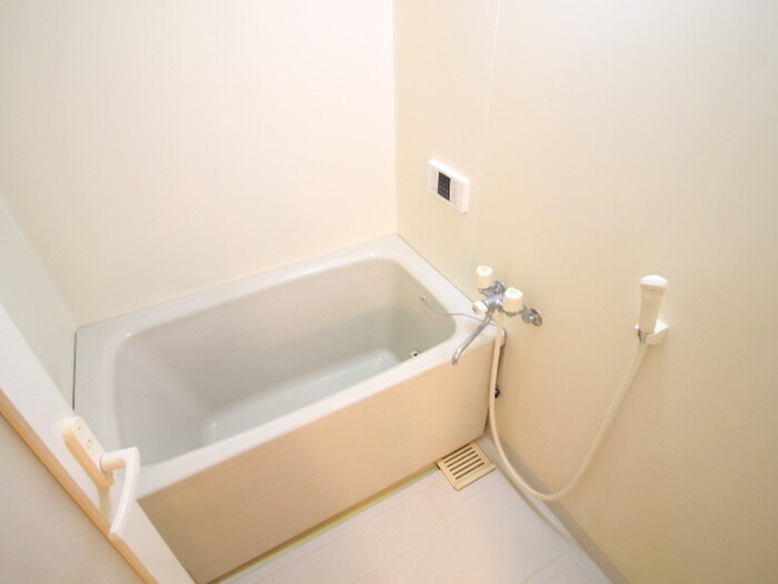 ルミエ－ル北伊丹の物件内観写真