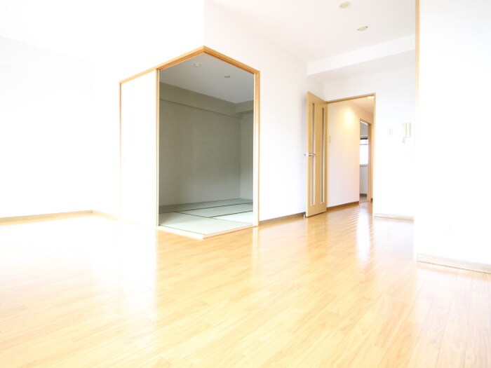 ルミエ－ル北伊丹の物件内観写真