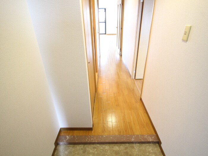 ルミエ－ル北伊丹の物件内観写真