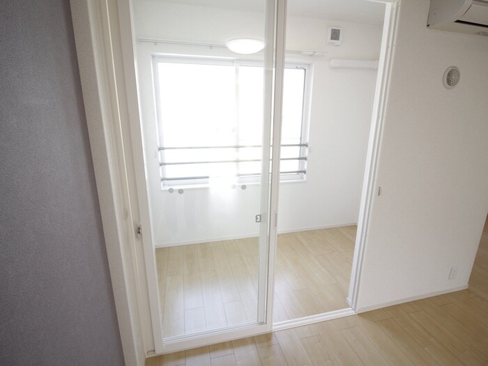 シャトーダルモニーの物件内観写真