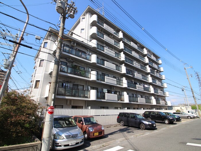 パレ音羽の物件外観写真