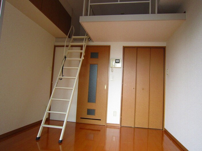 ｴｽﾃﾑｺｰﾄ新大阪Ⅲｽﾃｰｼｮﾝﾌﾟﾗｻﾞの物件内観写真