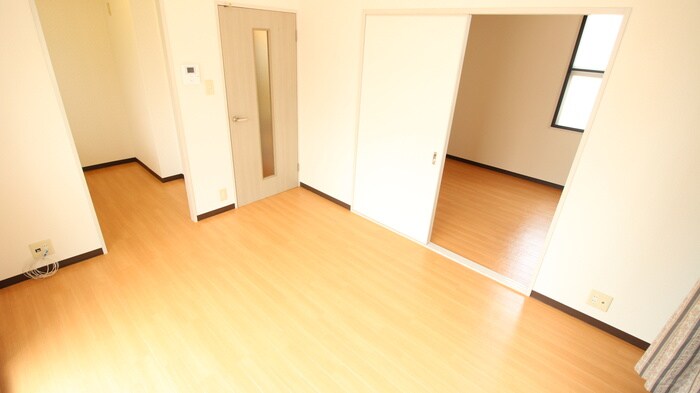 プチＭＩＫＡＧＥ１５１の物件内観写真