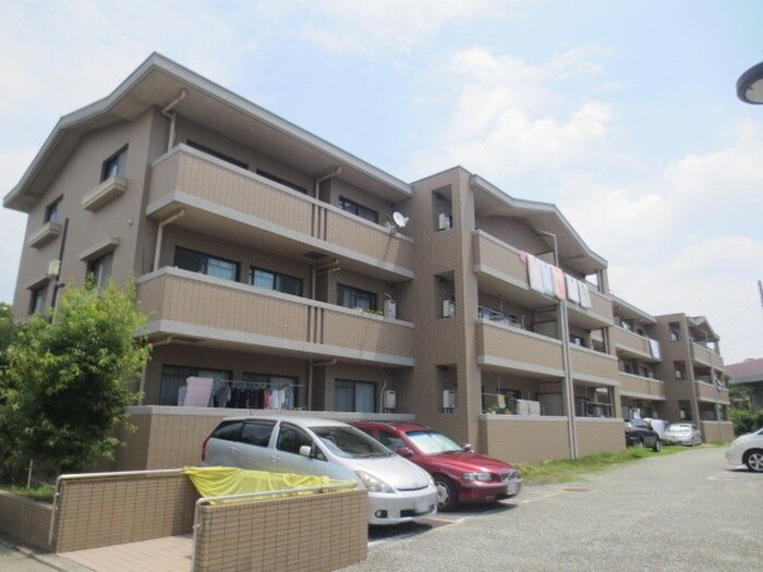 プレオ武庫川の物件外観写真