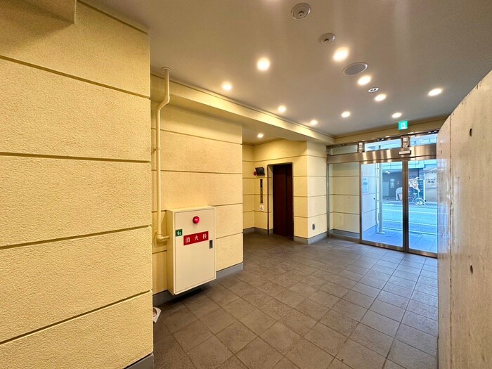 レジデンス本町の物件外観写真