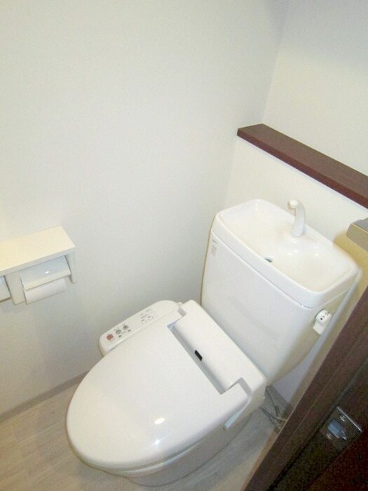 レジデンス本町の物件内観写真