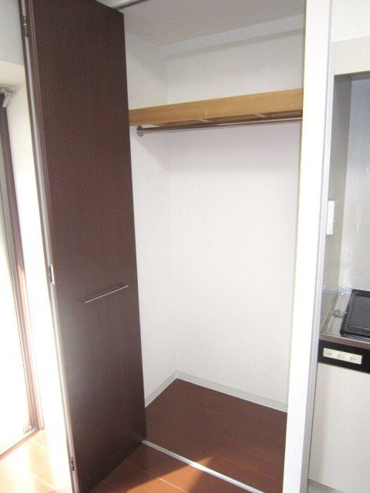 レジデンス本町の物件内観写真