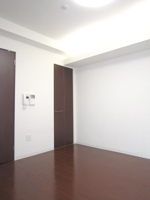 レジデンス本町の物件内観写真