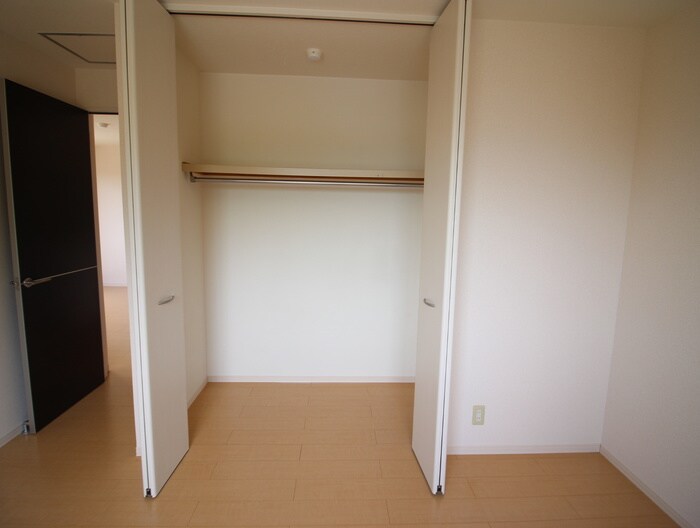 ガ－デンコ－ト車Ｃ棟の物件内観写真