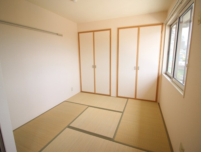 ガ－デンコ－ト車Ｃ棟の物件内観写真