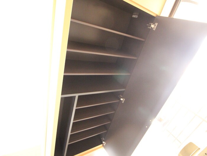 ガ－デンコ－ト車Ｃ棟の物件内観写真