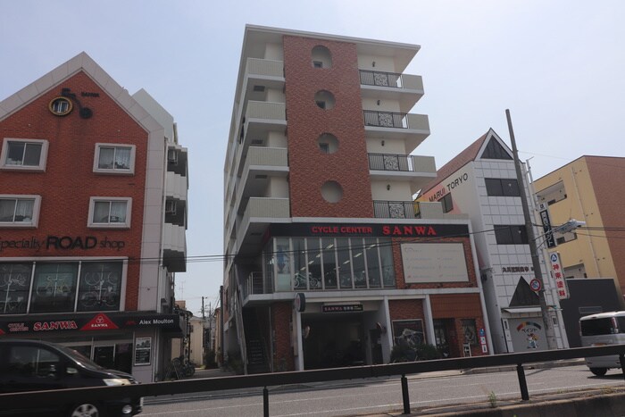 ラギザロの物件外観写真