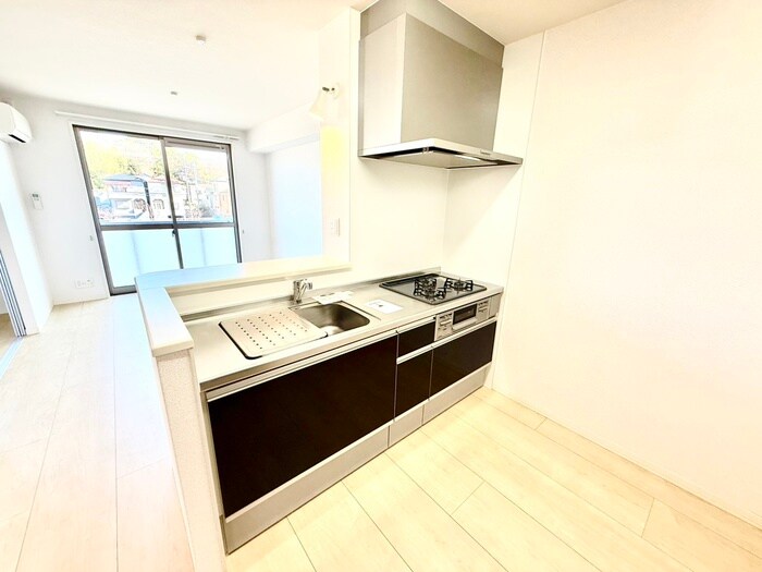 セレニティ猪名寺の物件内観写真