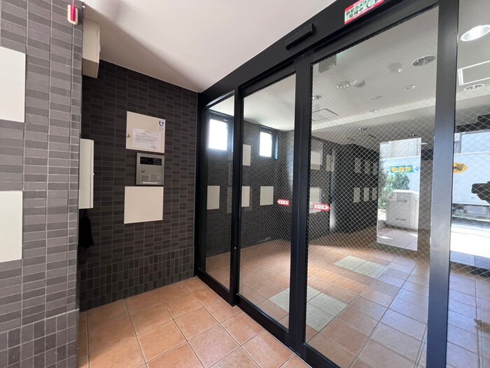 リビングエース平和の物件外観写真