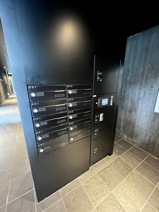 パーシモン御所南の物件外観写真