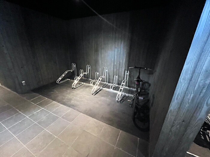 パーシモン御所南の物件外観写真