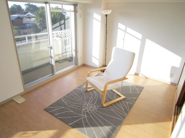 AZUR 宝塚の物件内観写真