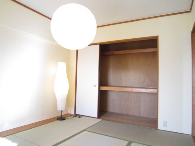 AZUR 宝塚の物件内観写真