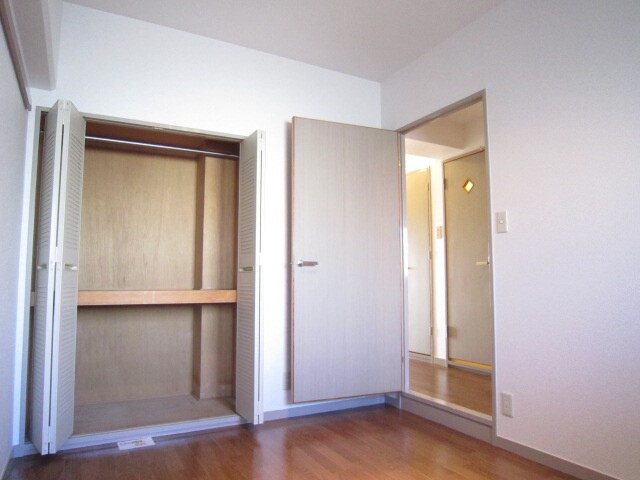 AZUR 宝塚の物件内観写真