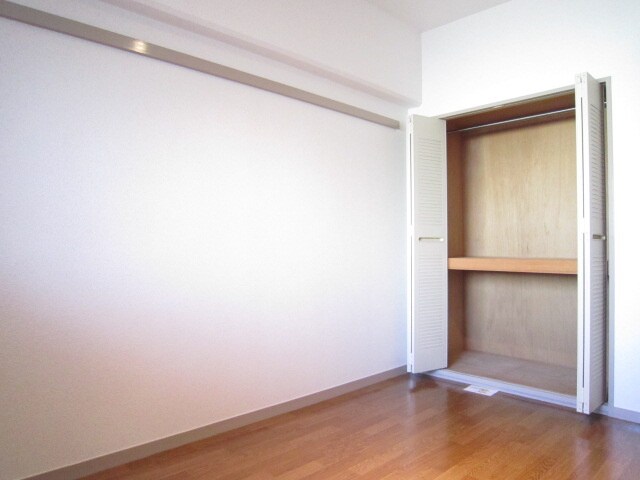 AZUR 宝塚の物件内観写真