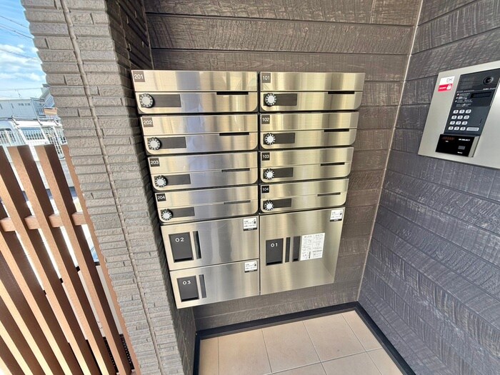 サンレーベ東垣外の物件外観写真