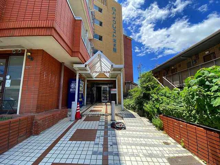 ハイクレスト宮之阪の物件外観写真