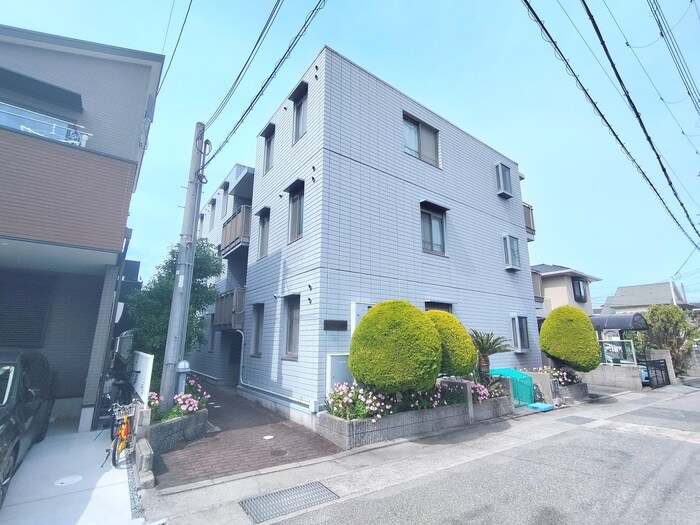 センチュリー高岡の物件外観写真