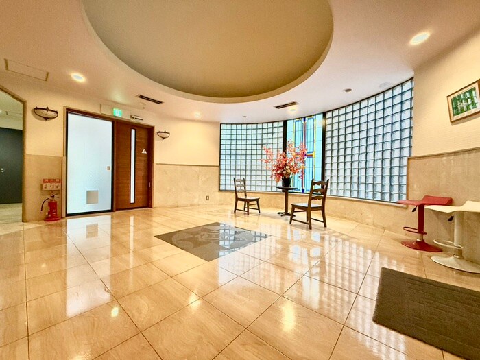 松下善ビルの物件外観写真