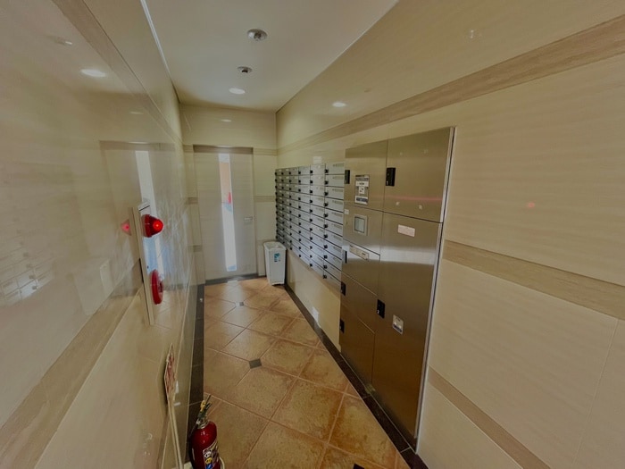 Uresidence京橋の物件外観写真