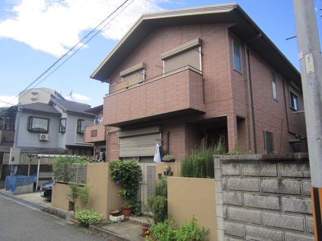 ヴィラコ－ト服部の物件外観写真