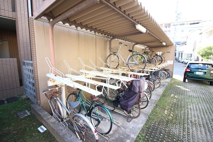 ユマン蛍苑の物件外観写真