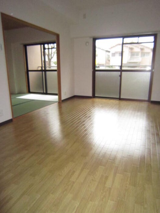 ユマン蛍苑の物件内観写真