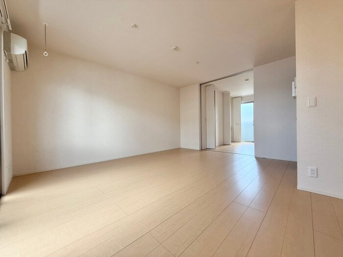 ラ・プリマべ－ラＢ棟の物件内観写真