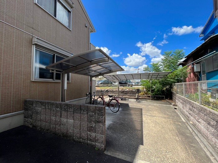 ラ・プリマべ－ラＢ棟の物件外観写真