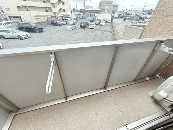 ラ・プリマべ－ラＢ棟の物件内観写真