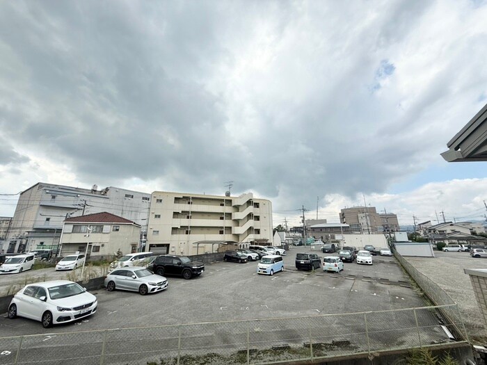 ラ・プリマべ－ラＢ棟の物件内観写真