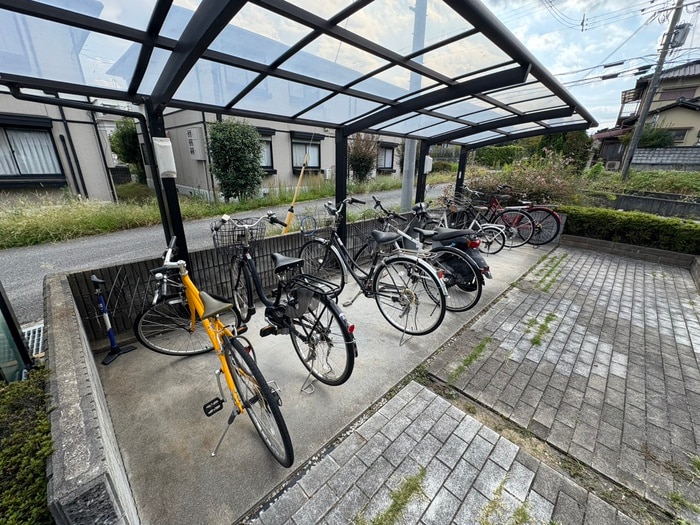 ｺﾝﾃﾞｨｼｰﾌﾟﾙ南が丘A棟の物件外観写真