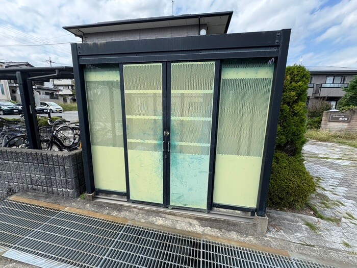 ｺﾝﾃﾞｨｼｰﾌﾟﾙ南が丘A棟の物件外観写真