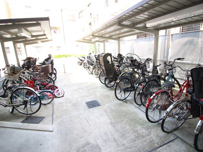 メゾンフェニックスの物件外観写真