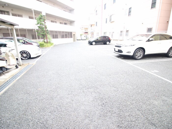 メゾンフェニックスの物件外観写真